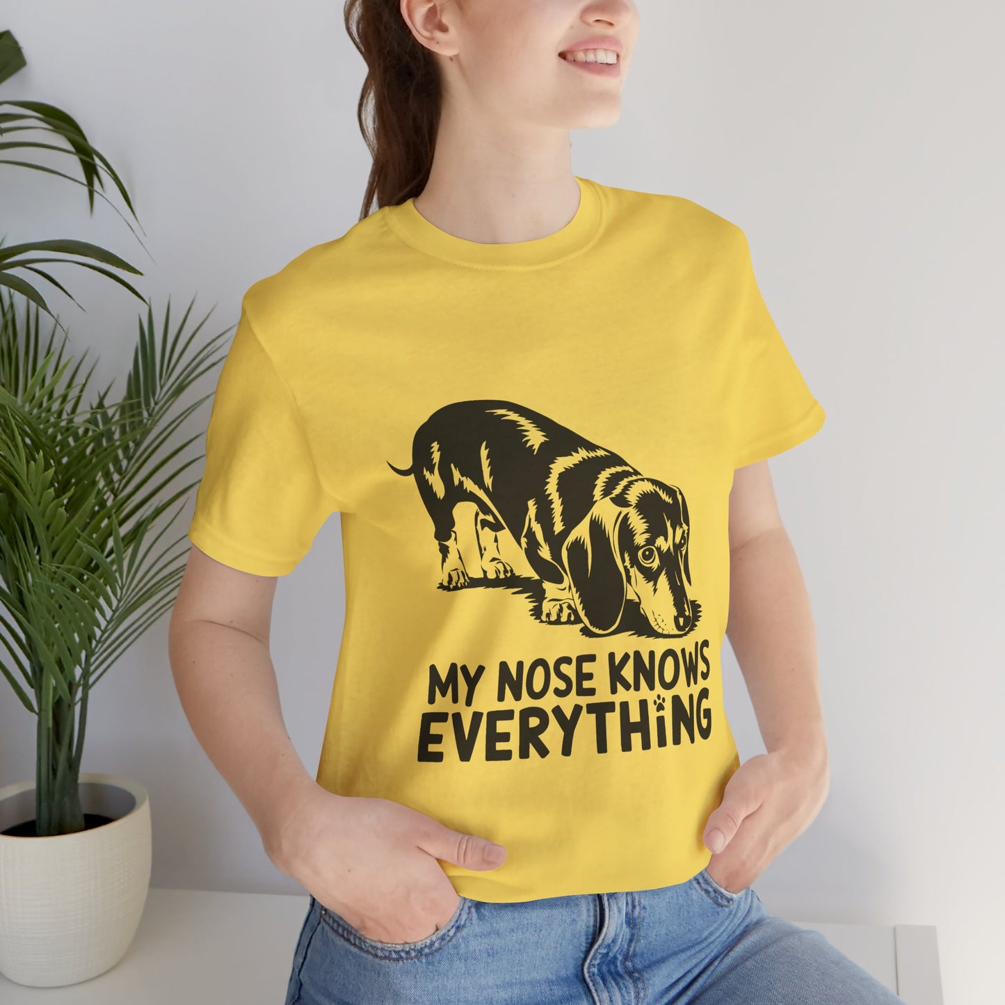 Cute Dog-Themed Tee for Pet Lovers, Casual T-Shirt for Animal Lovers, Gift for Dog Owners, My Nose Knows Everything Shirt