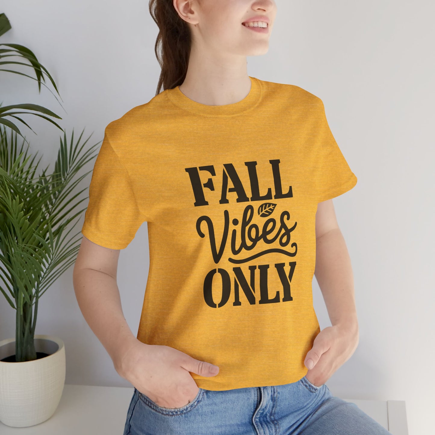 Unisex Fall Vibes Short Sleeve Tee, Casual Autumn Shirt, Seasonal Graphic Tee, Perfect for Thanksgiving, Cozy Fall Outfit