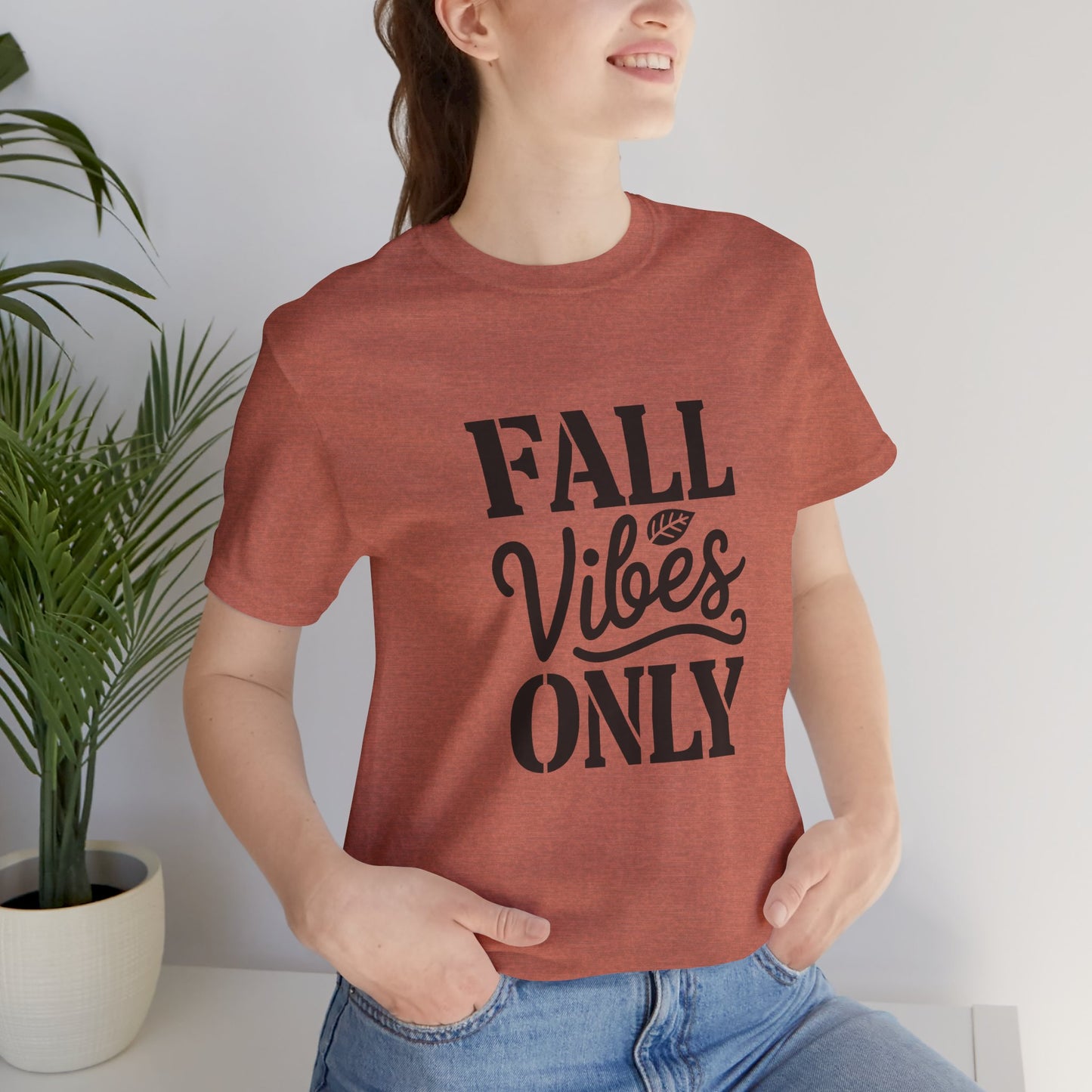 Unisex Fall Vibes Short Sleeve Tee, Casual Autumn Shirt, Seasonal Graphic Tee, Perfect for Thanksgiving, Cozy Fall Outfit