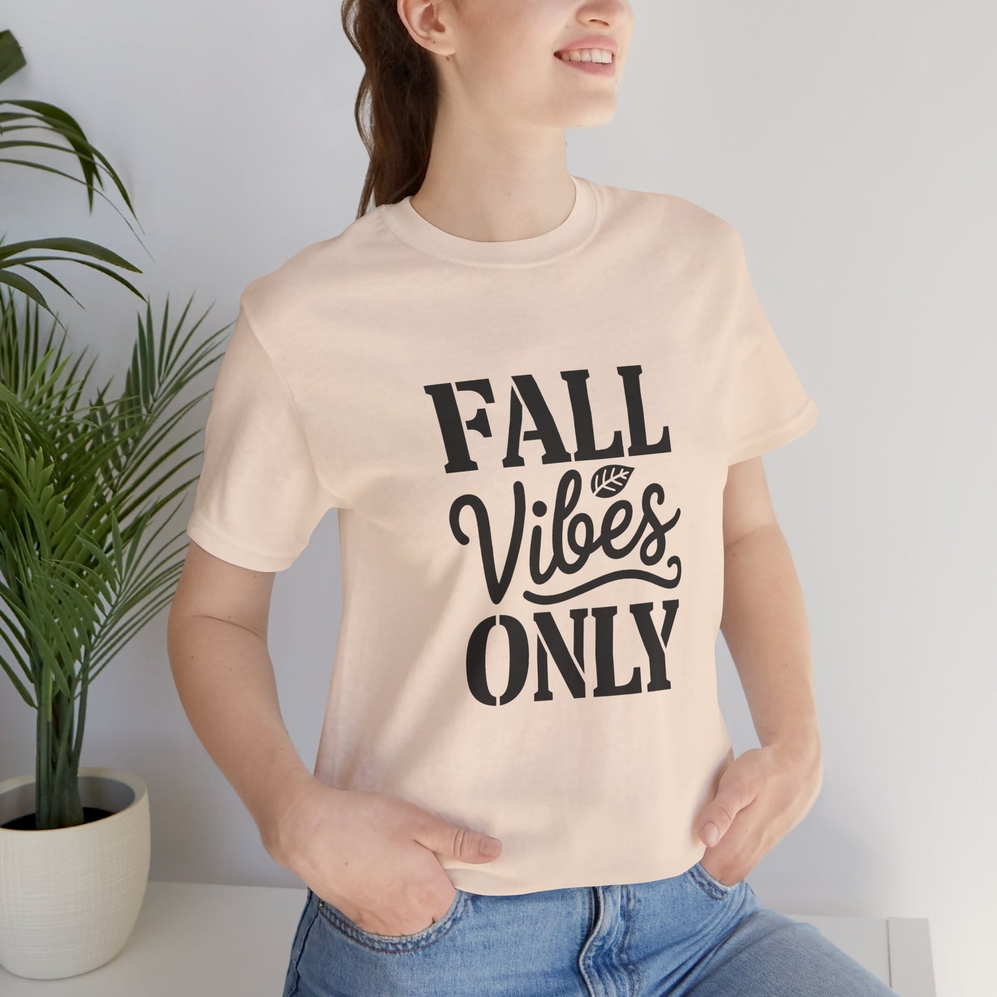 Unisex Fall Vibes Short Sleeve Tee, Casual Autumn Shirt, Seasonal Graphic Tee, Perfect for Thanksgiving, Cozy Fall Outfit